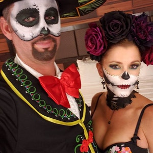 Frida Kahlo Flower Crown, Dia De Los Muertos Fiesta Mexican  display picture 2