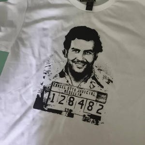 T-shirt Netflix NARCOS Pablo Escobar – Blanc, Coton, Taille S, Neuf Avec étiquettes Officielles