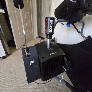 Playseat ChallengeまたはChallenge X Logitech用シフターマウント