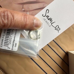 G. added a photo of their purchase