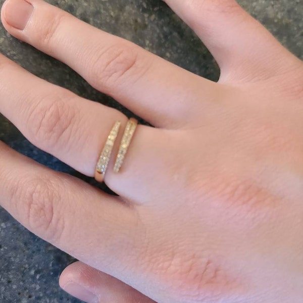 1ct Solitaire Engagement Ring for Women Gold Stacking Iconic Leaf Ring ...