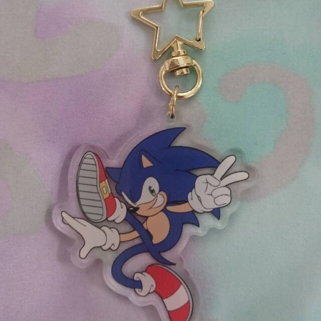 Kit 3 pins personagens Sonic multicor, SEGA