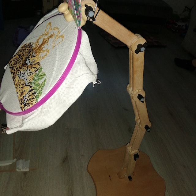 Nurge Adjustable Embroidery Table Stand Holder Cross Stitch Tapestry Hoop  Floor C 