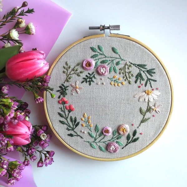 Wildflower Wreath // 6 Inch Embroidery Hoop Art // PDF Pattern With ...