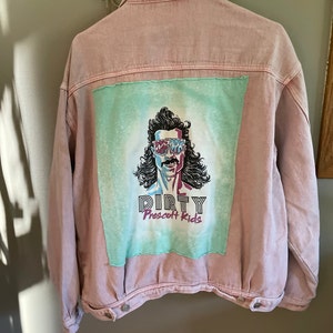 Alyssa added a photo of their purchase