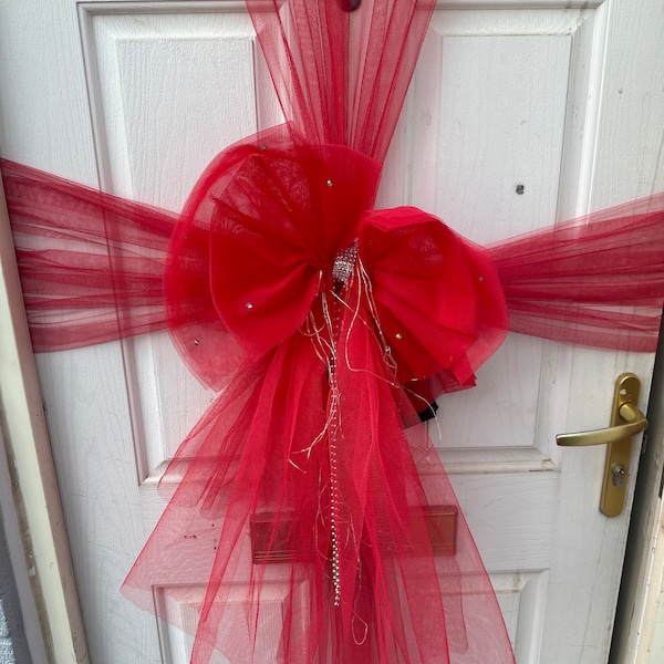 Readymade Gold Half Door Bow & Tail Adorned With Diamante Centre