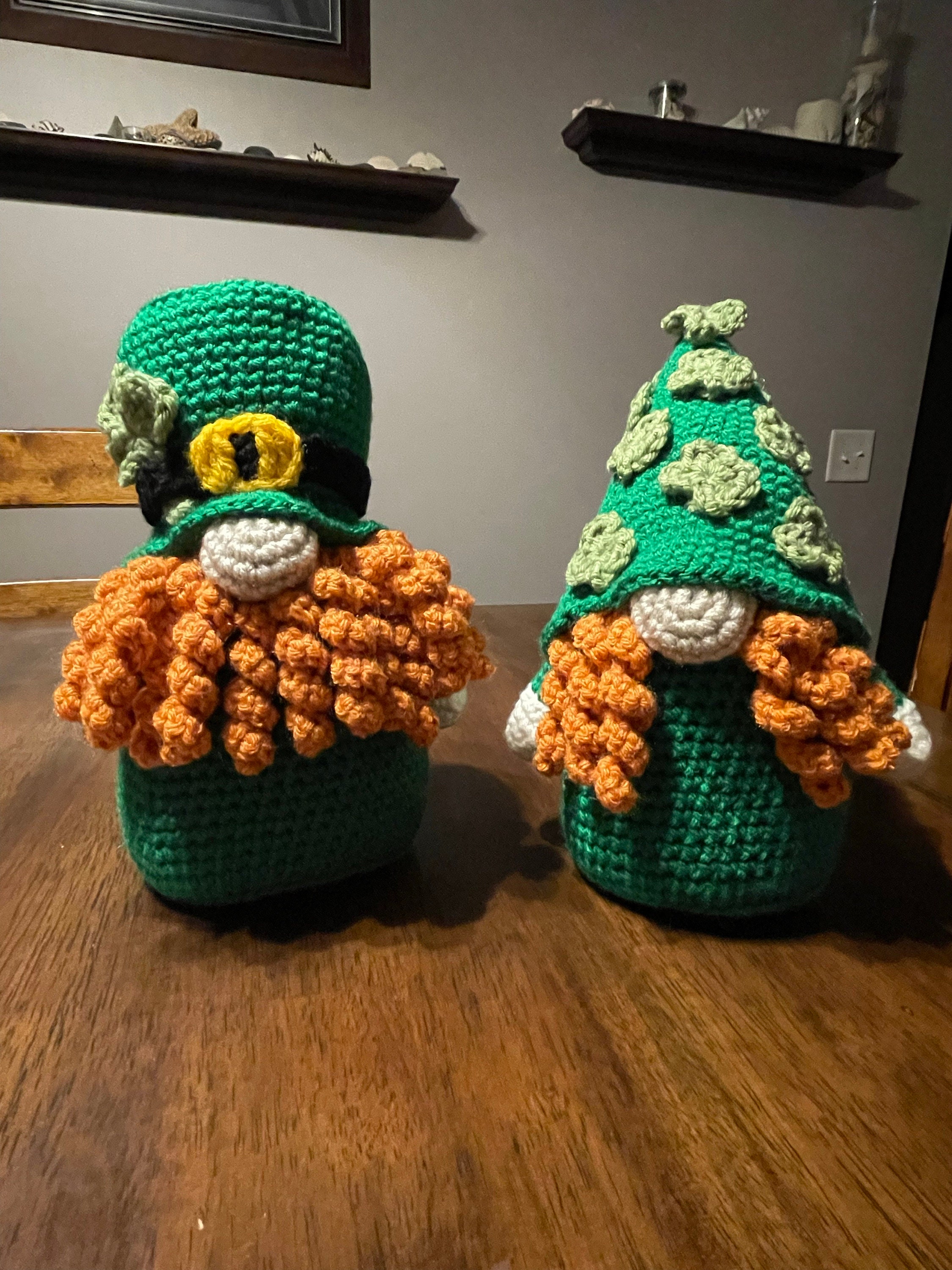 St Patricks gnomes couple crochet pattern, Holiday gnomes pdf