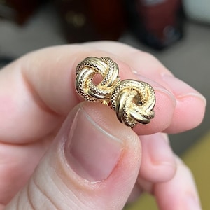Luiza added a photo of their purchase