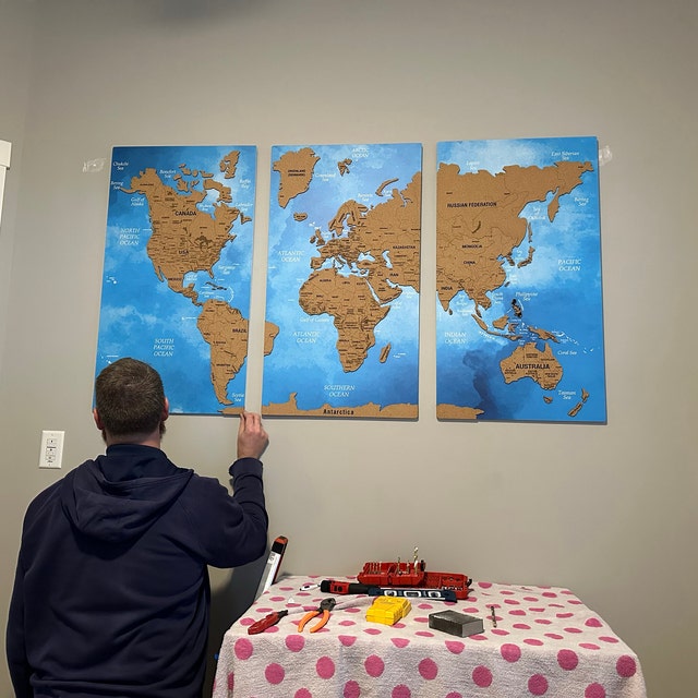 世界地図ウォールアート プッシュピンマップ、コルクボード木製旅行