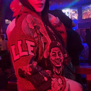 Leanna added a photo of their purchase