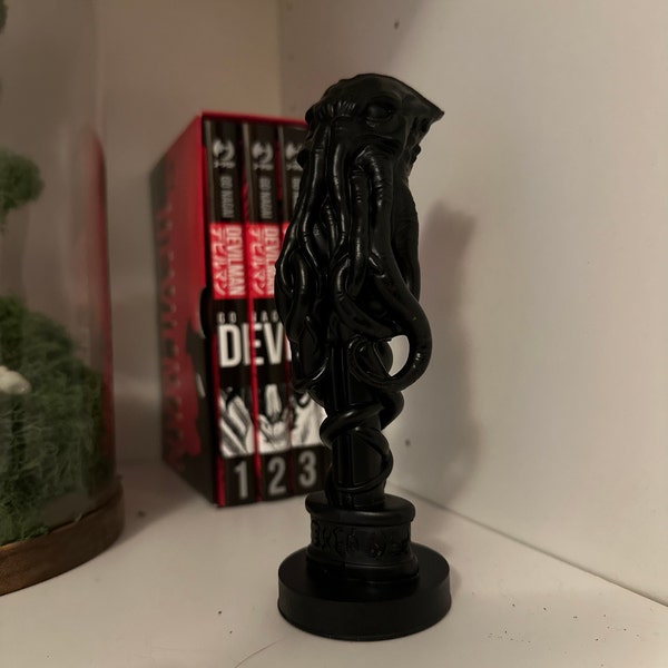 BlauHaus LED Sensenmann Deko - Leuchtende Gothic Figur Mit Kristallkugel Für Halloween