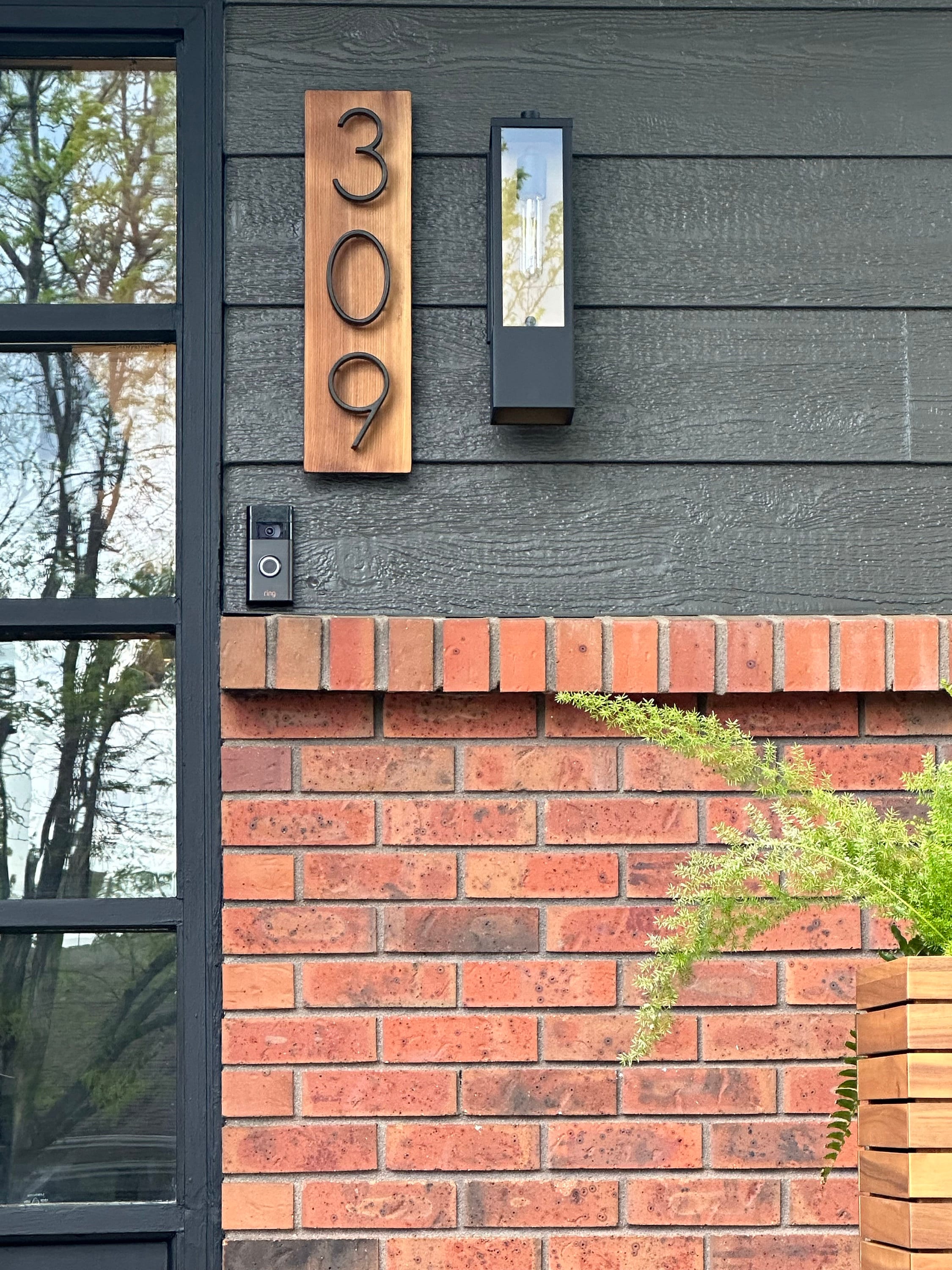 Black House Numbers on Wood, Modern House Number Sign, Metal House Numbers, Modern Address Sign, Wood Address Plaque, In Laws Gift, Vertical