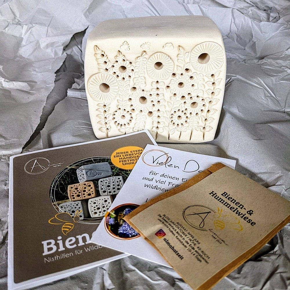 Bienenstein XL aus gebranntem Ton, Bienenhotel, Insektenhotel, Nisthilfe Wildbienen, Insektenhaus, Bienenhaus, Garten Keramik