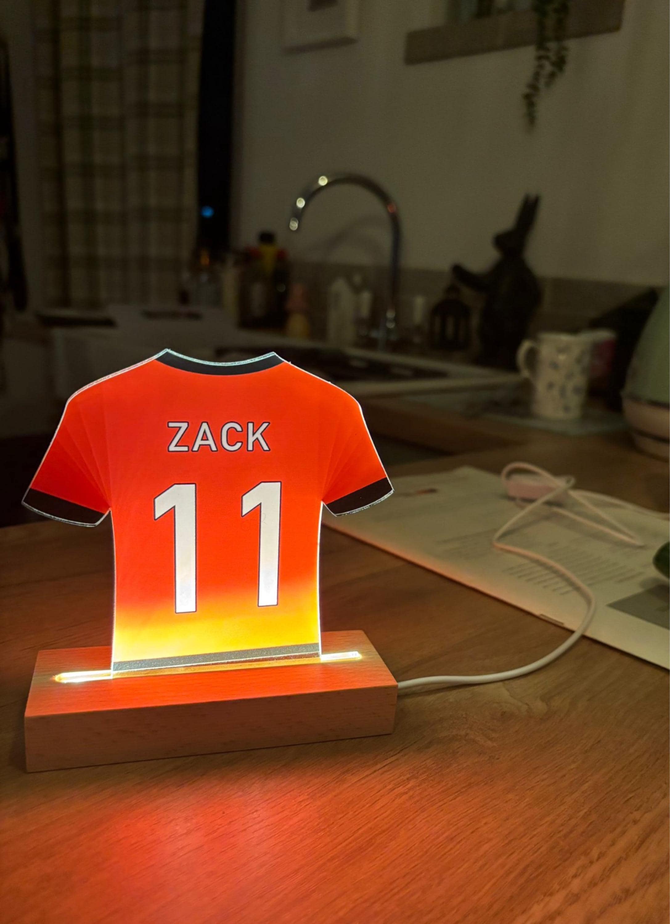 Personalised LED Football Shirt Lamp, Football Night Light Gift, Baby Gifts from Daddy, Birthday Gifts for Kids, Boys Bedroom Nursery Light