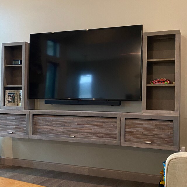 Gray Floating TV Stand Modern Wall Mount Entertainment Center - ECO GEO  Lakewood