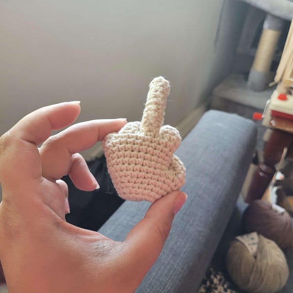 Crochet Hands Pattern by Lilac Fiber Art - Etsy