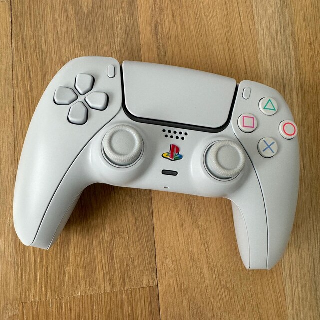 PS1 Gray Reshock Retro PS5 Controller Killscreen X Sony