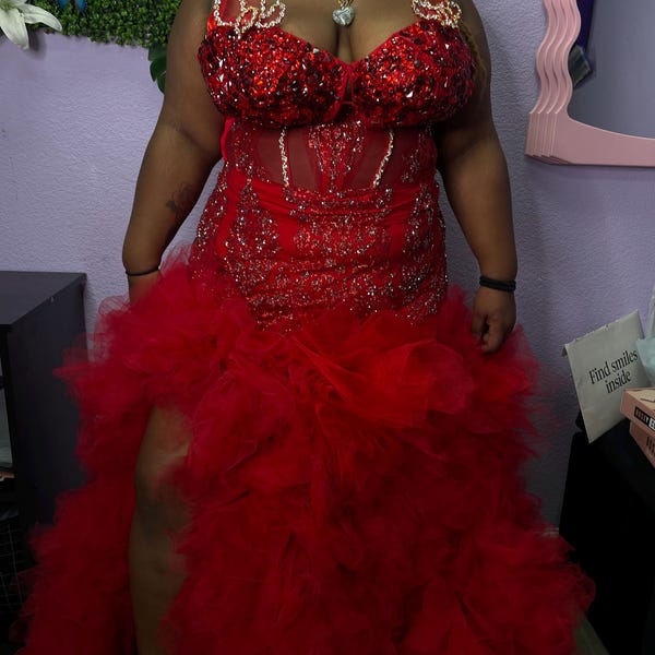 Elegant hand beaded design embroider on a glitter mesh lace-prom-sold by the yard. Black main image 1