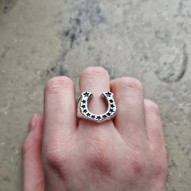 SILVER925 HORSESHOE BIG RING/シルバー/リングの通販 by よし's