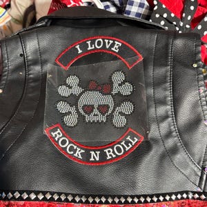 TAMMY added a photo of their purchase