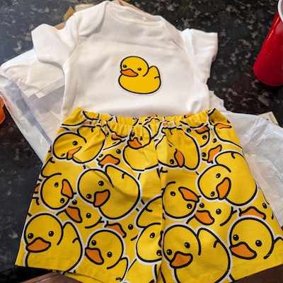 Baby 2-Piece Yellow Sun Duck Lovely Set
