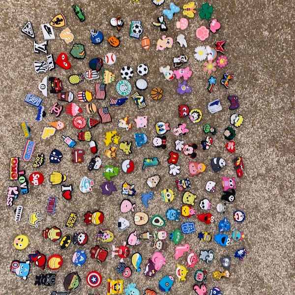 20pc - 600pcs Random Shoe Charms for Shoes With Holes Works With ...