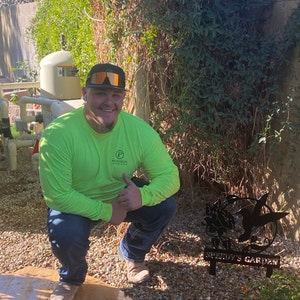 Three Roses Metal Sign / Rose Metal Wall Decor / Flower Wall | Etsy