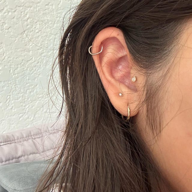 Boucle D'Oreille Labret/Helix En Or 14 Carats - Tige 16g (1.2mm) Longueur 8mm - Dos Plat - Pour Tragus, Conque, Cartilage - Cadeau Femme