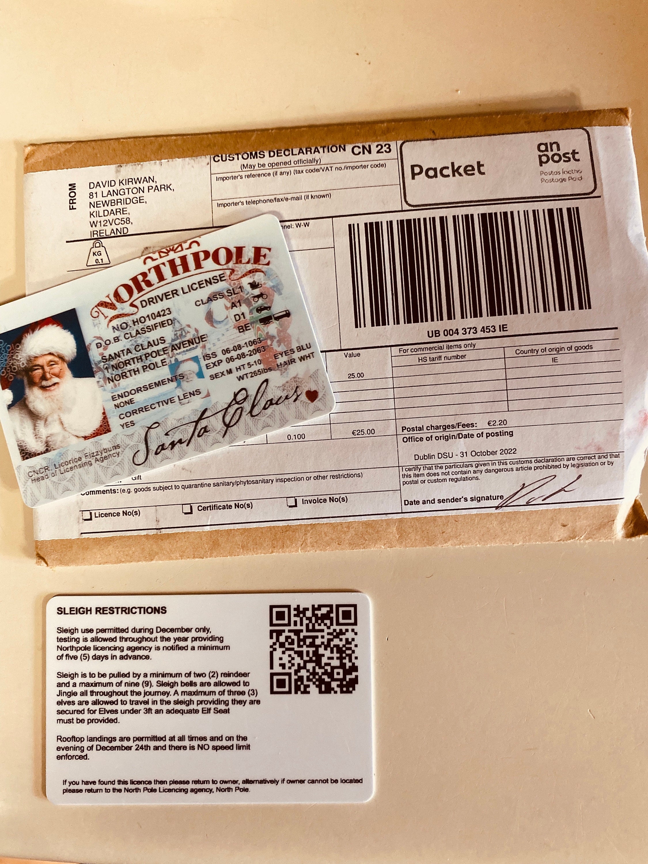 Santa&#39;s Sleigh / Lost Driving License/ Santa License / Santa Driving License / Santa sack / Christmas decorations