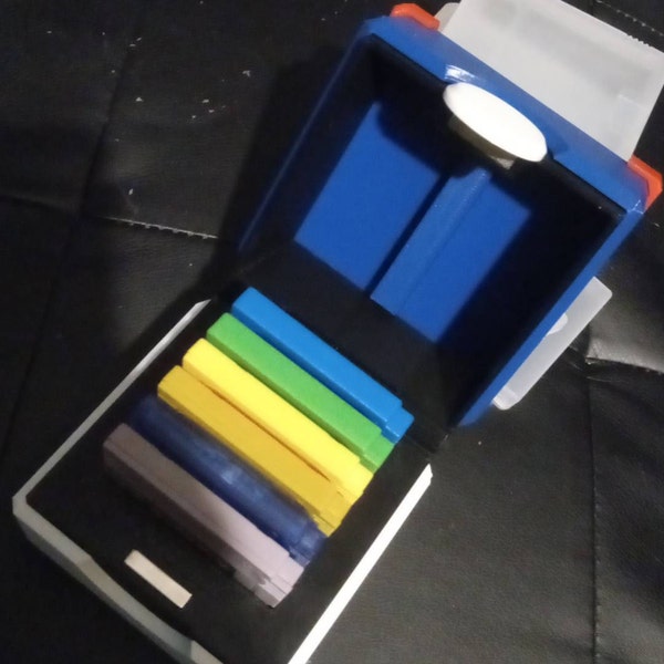 Boîte De Rangement Pour Cartouches Switch - Design Game Boy Pokémon Mew - Rose - Neuf