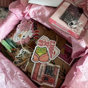 Savannah added a photo of their purchase