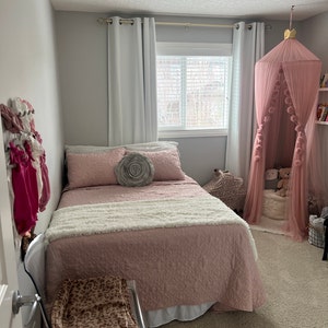 Alexa added a photo of their purchase
