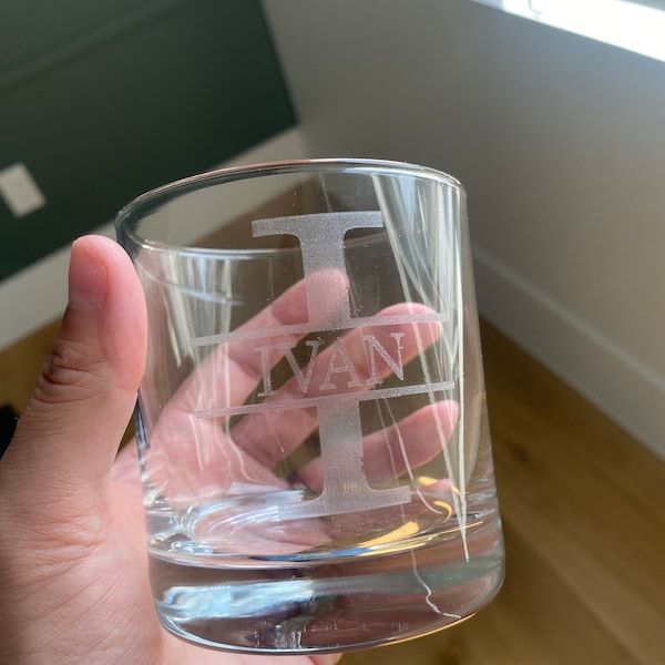 Personalized Etched Set of 5 Groomsmen Gift Roman Design Whiskey Glass ...