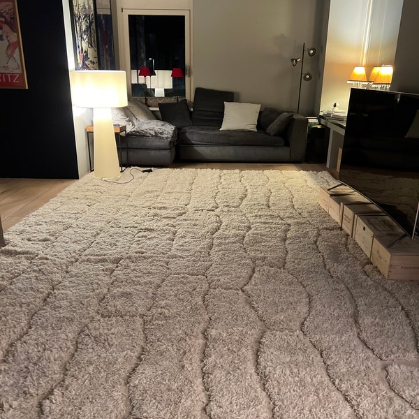 Tapis Berbère Bni Ouarain – Laine, Noué Main, Blanc (220x120 Cm, ép. 1.5cm)
