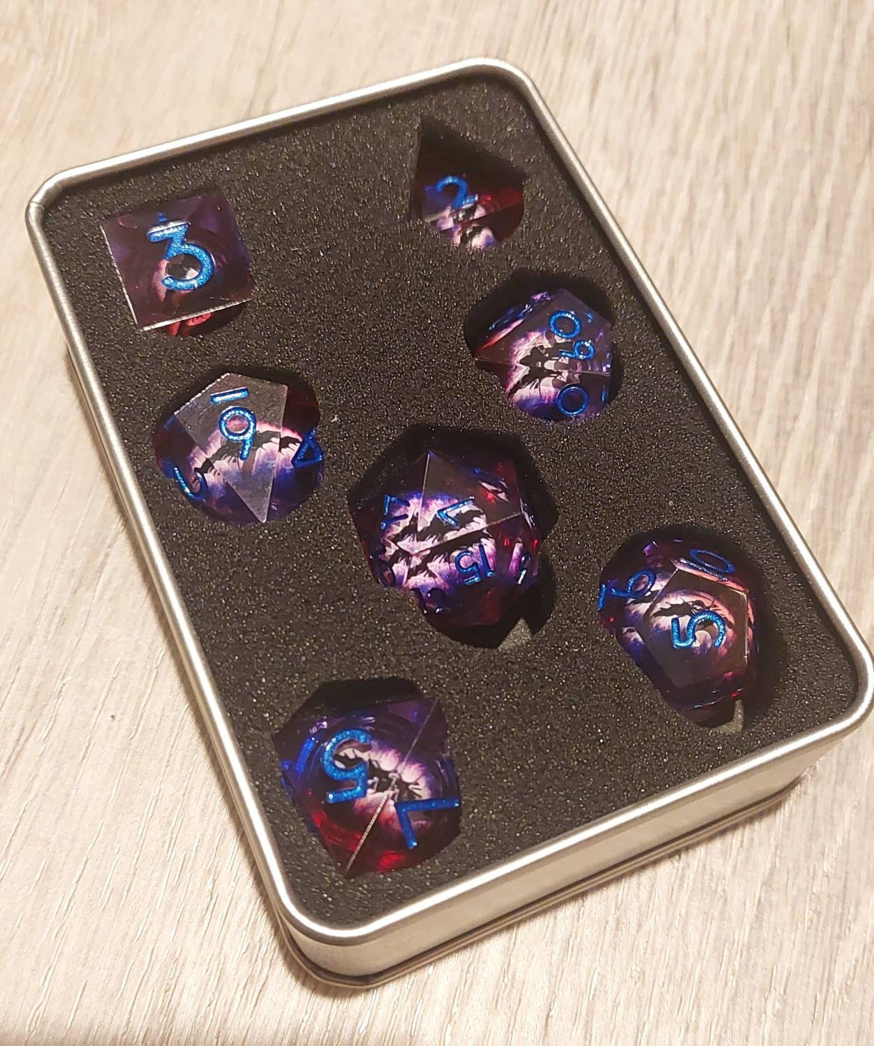 Purple Dragon's Eye Liquid Core Dice For Role Playing Games, Beholder's Eye Dice For DND Gifts, Mixed Color Resin Liquid Core Dice D&D Set