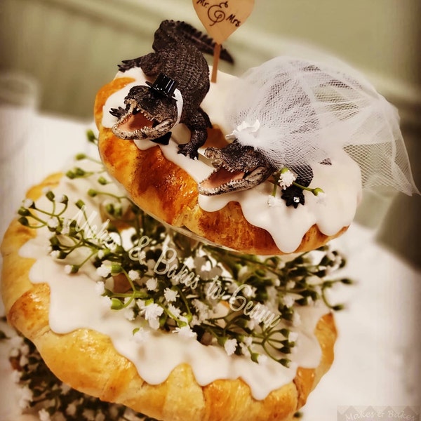 Python And Gator Cake Topper Alligator Wedding Cake Topper, Animal Cake Topper, Gator Cake Topper ...