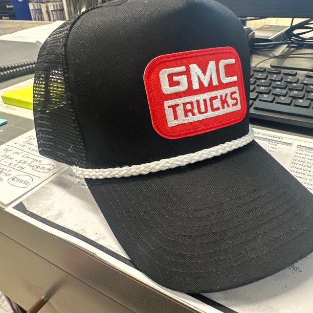Casquette GMC Vintage Rouge Style Camionneur Avec Sangle Réglable – Look Rétro Et Robuste