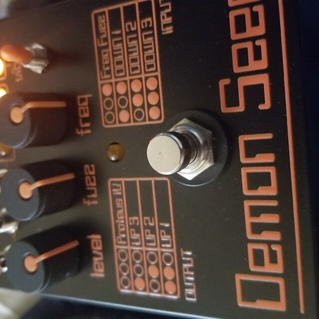 ギター C.S.E Drone Station fuzz lastgasp_superoscillofuzz_01_2.jpg