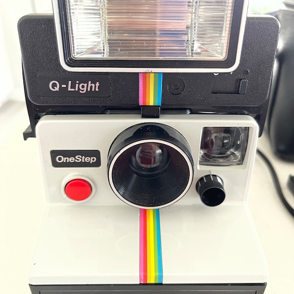 Vintage Polaroid Onestep SX-70 White Rainbow Stripe Instant Film Camera ...