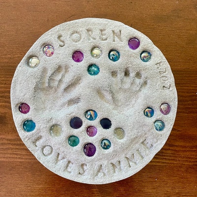 DIY Stepping Stone Kit With Color Pigment, Handprint Nigeria