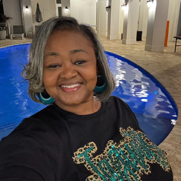 ESIKAH Cheer Mama Sweatshirt – Funny Cheerleader Mom Pullover, Women’s Crewneck Sweater Gift - View #13