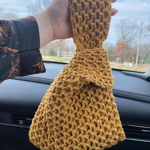 Anjeni added a photo of their purchase