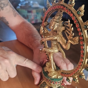 Shiva Nataraj beeld - Hindi & Bindi