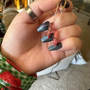 Shannie added a photo of their purchase