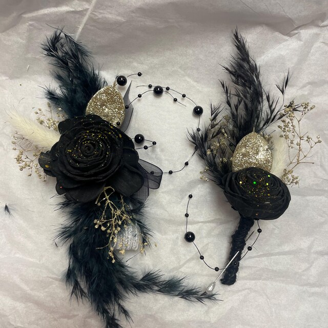 Black and Gold Boutonniere Wrist Corsage Fancy Occasion Formal Event Glitzy  Flowers Black and Gold Wedding - Etsy