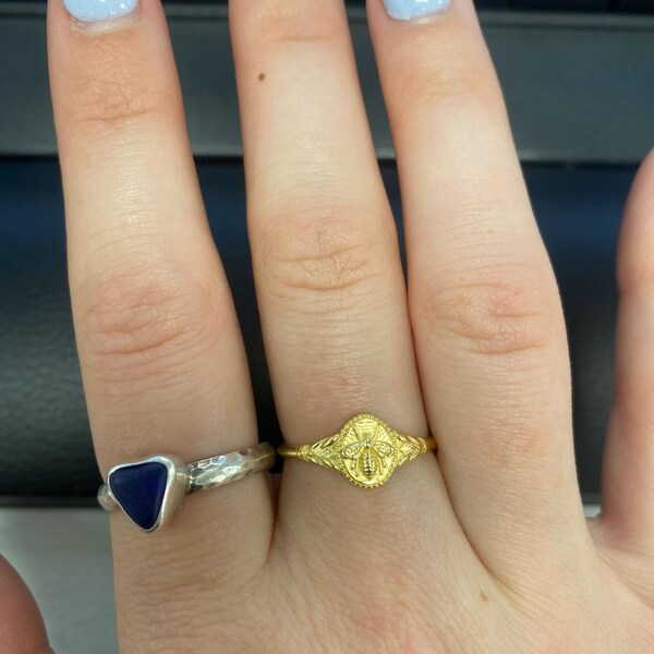 Handade White And Gold Bee Ring Holder, Ceraic Jewelry