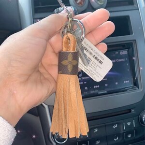 Kiana added a photo of their purchase