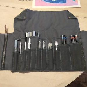 Large Leather Pen Roll, 22 Pencils Case, Leather Wrap, Pencil Pouch, Pen  Sleeve, Artist Roll 
