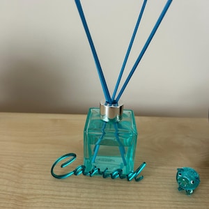 Acrylic Wedding Place Names, Personalised Coloured Napkin Favours, Acrylic Place Setting Name Tags, Modern Name Cards, Laser Cut Names