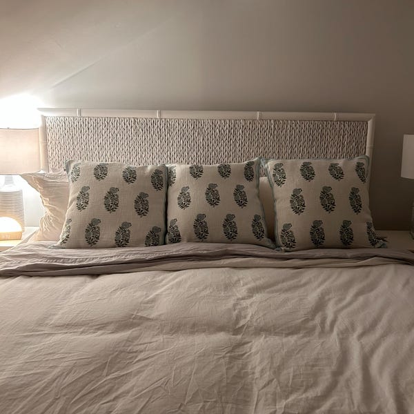 blue-floral-block-print-pillow-cover-blue-floral-pillow-cover-designer